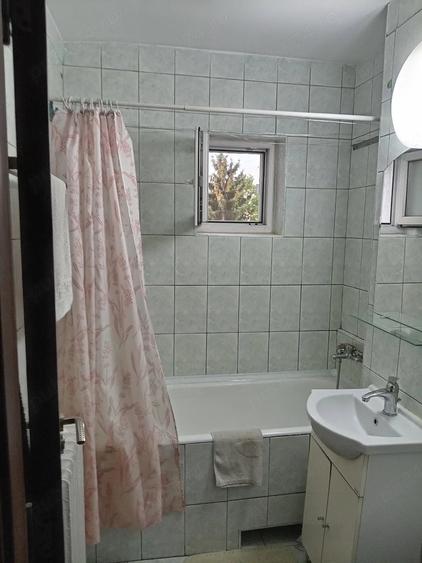 Apartament cu 3 camere semidecomandat în Mănăștur