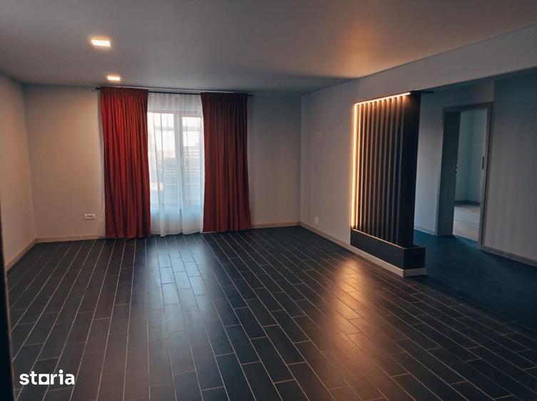 Casă cu 3 camere cu Teren 300 Mp în Trivale