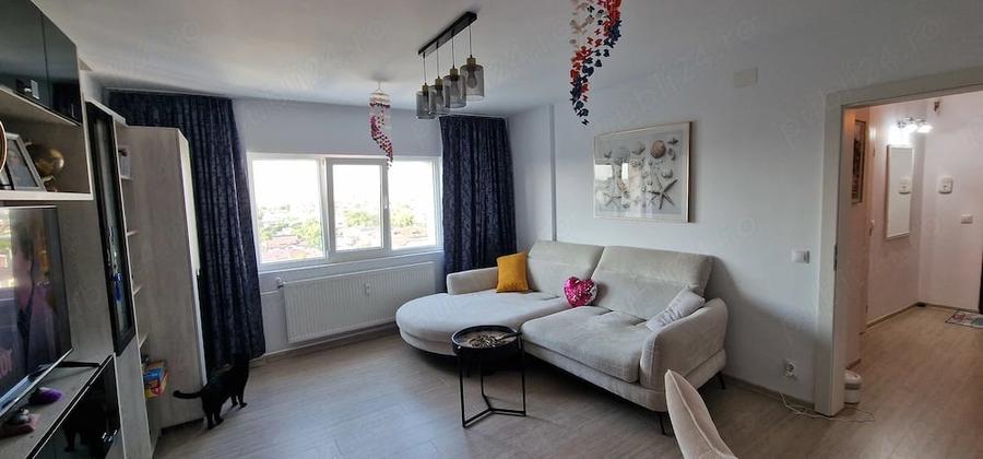 Apartament cu 3 camere decomandat în Cantacuzino