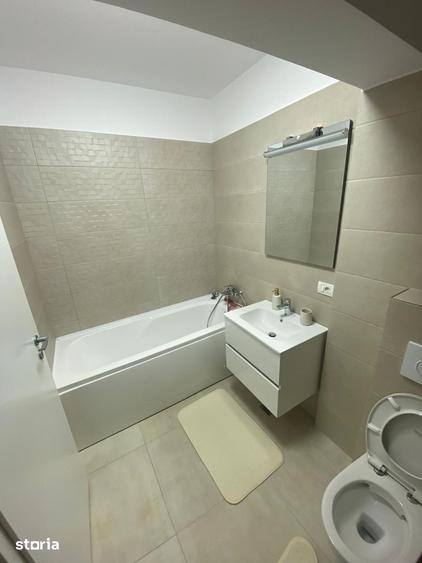 Apartament cu 2 camere în Apărătorii Patriei