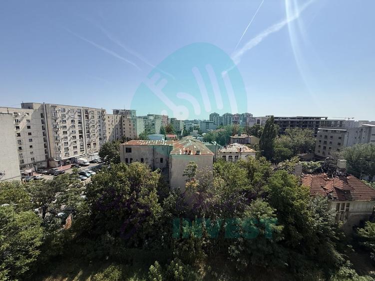 Apartament cu 2 camere semidecomandat, mobilat în P-ța Alba Iulia