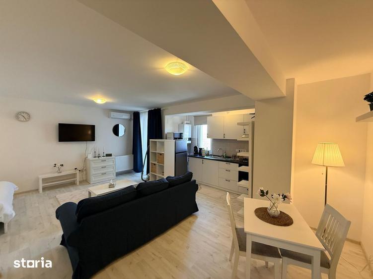 Studio- modern- lift - parcare - piscina in complex - 5
