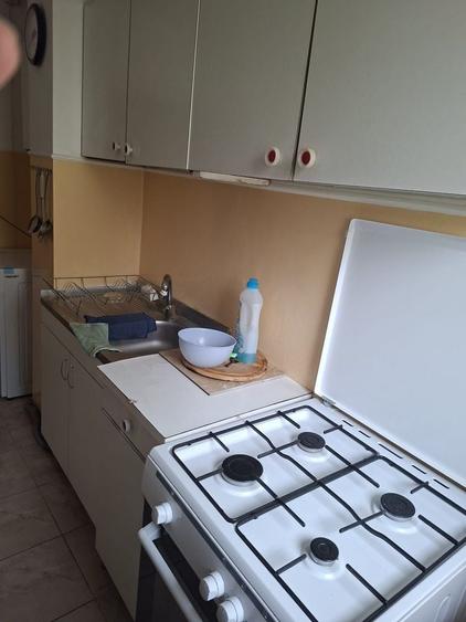 Apartament cu 3 camere în Colentina