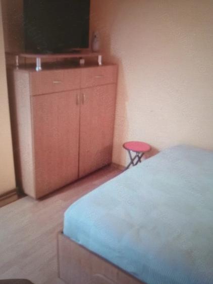 Garsonieră decomandată în Trivale