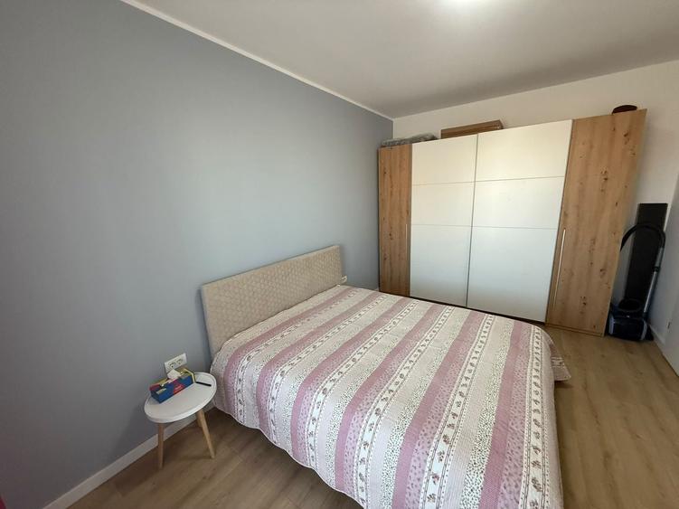 Apartament cu 2 camere decomandat, mobilat în Giroc