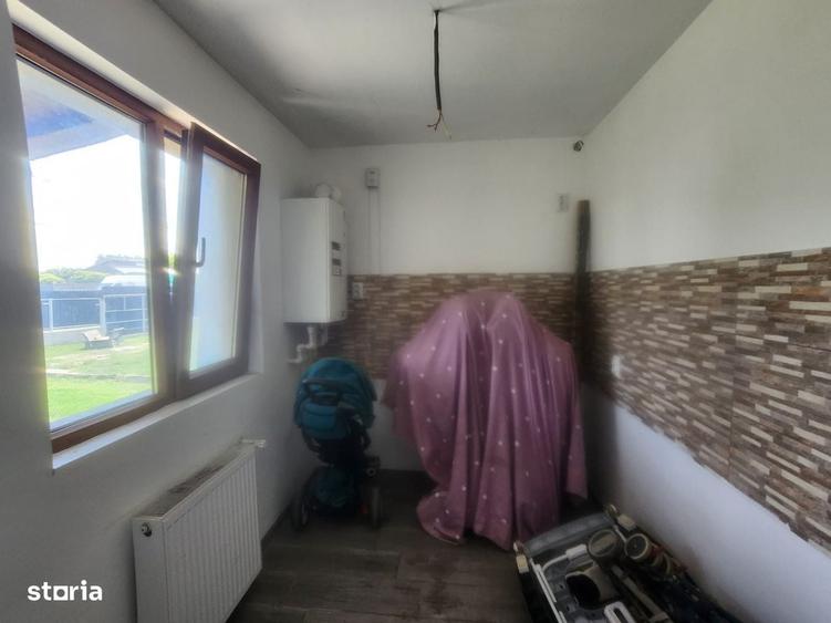 Casă cu 3 camere în Lilieci