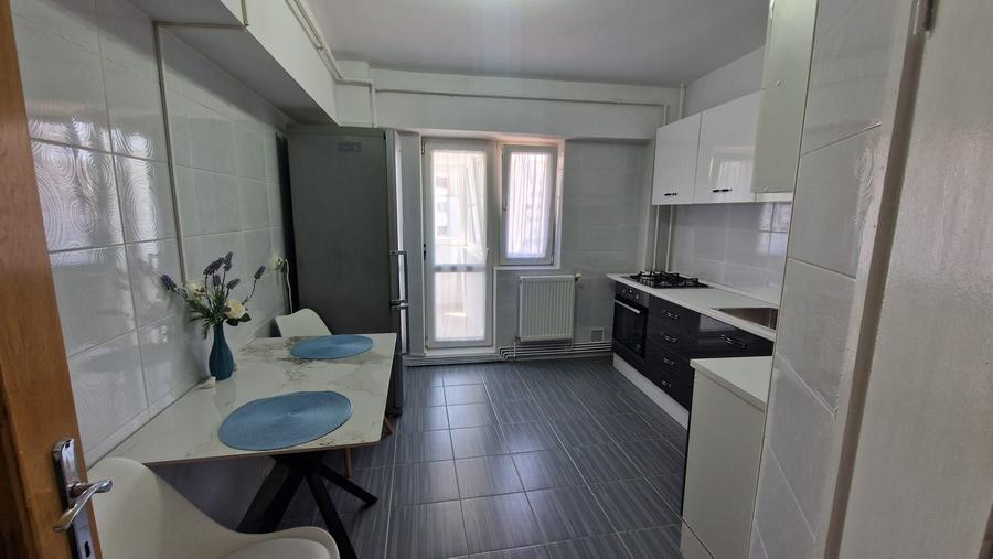 Apartament cu 2 camere decomandat în 9 Mai