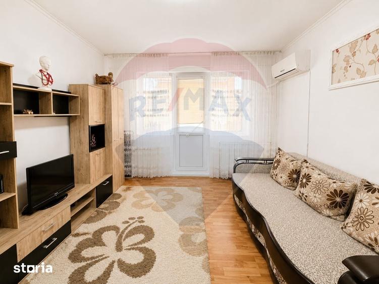 Apartament cu 2 camere semidecomandat în Craiovița Nouă