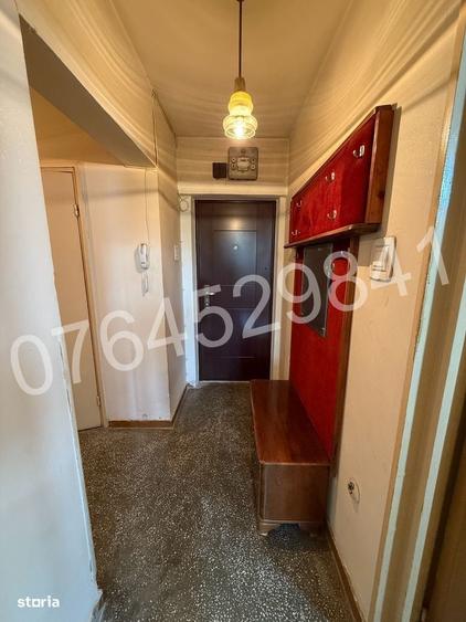 Apartament cu 2 camere decomandat în Colentina