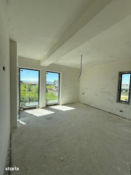 Casă cu 4 camere cu Teren 417 Mp în Tărlungeni