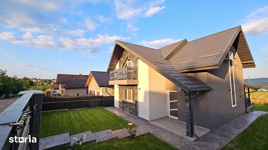 Casă cu 5 camere cu Teren 500 Mp în Exterior Vest