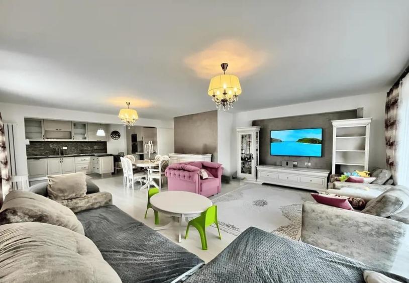 Apartament cu 4 camere în Dârste