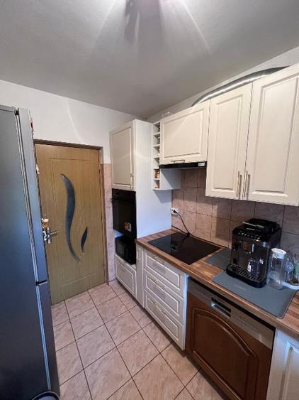 Apartament cu 2 camere decomandat, mobilat în Lețcani
