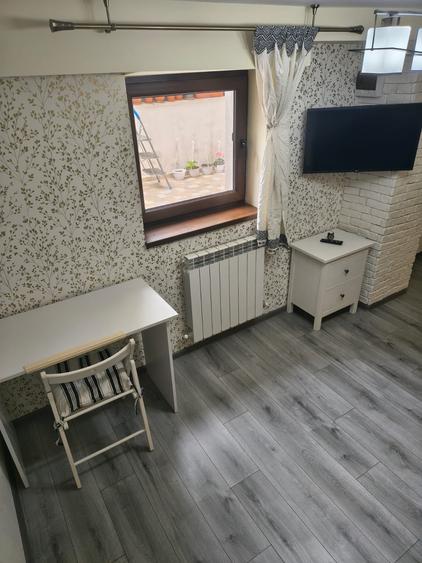 Apartament cu 2 camere decomandat, mobilat în Peninsula