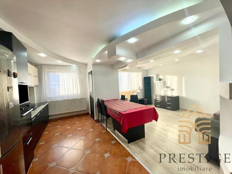 Apartament cu 3 camere, mobilat în Dacia