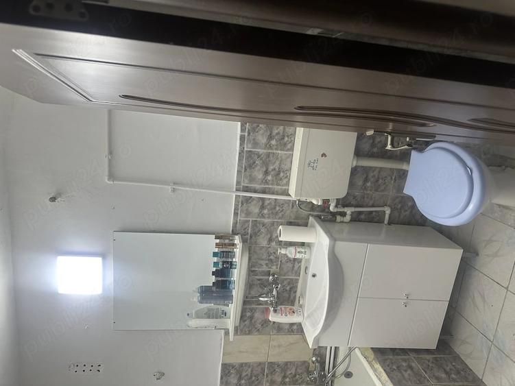 Garsonieră decomandată în Zahana