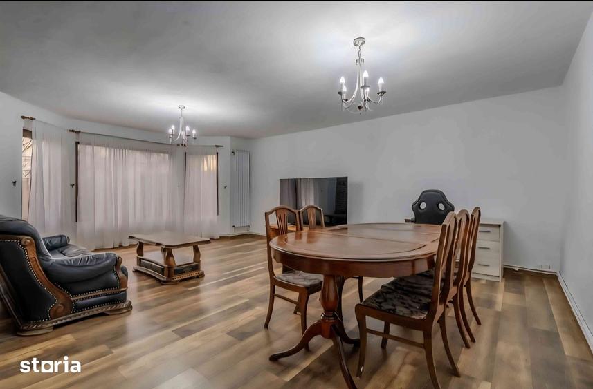 Casă cu 4 camere cu Teren 377 Mp în Central