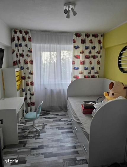 Apartament cu 3 camere decomandat în Gării