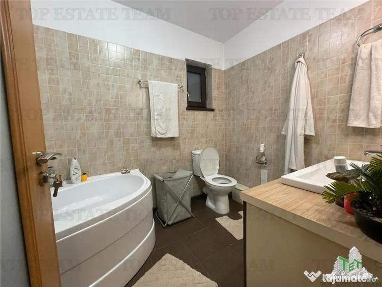 Casă cu 5 camere cu Teren 226 Mp în Colentina
