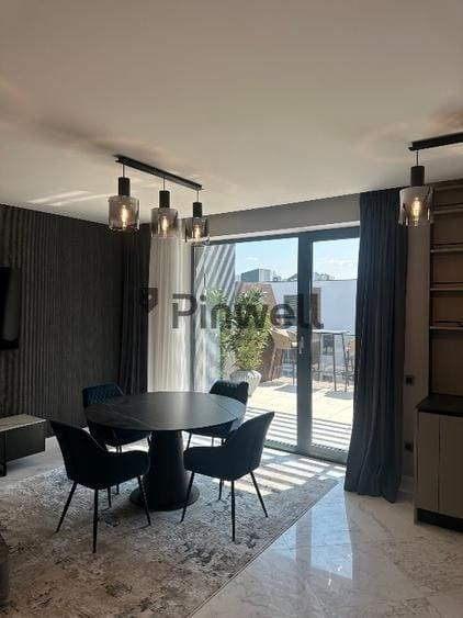 Apartament cu 2 camere decomandat, mobilat în Central