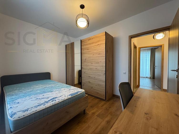 Apartament cu 3 camere semidecomandat, mobilat în Semicentral