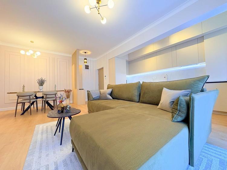 Apartament cu 3 camere decomandat, mobilat în Aradului