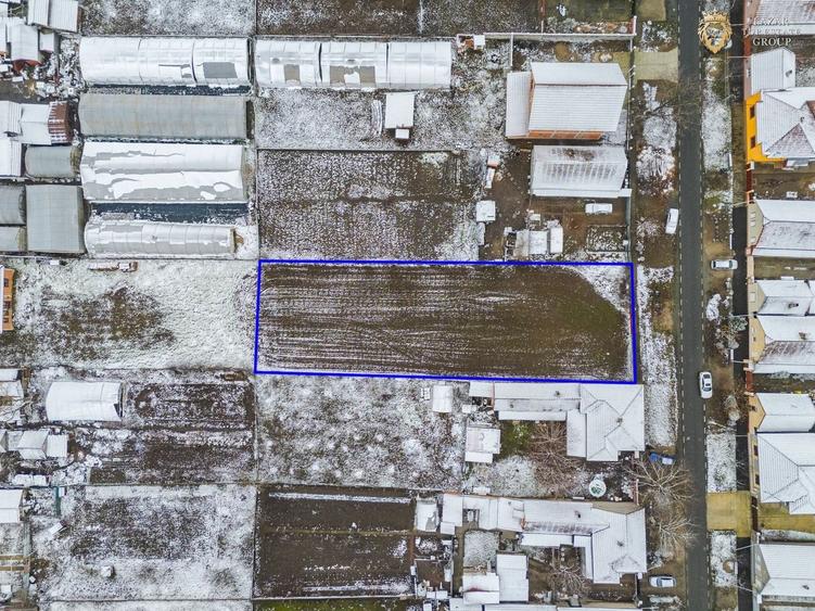 Teren Construcții intravilan de 1400 mp, în Central