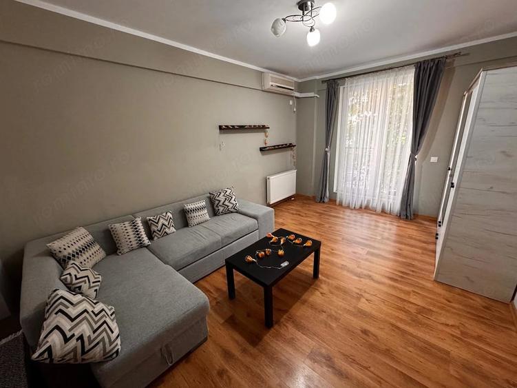 Apartament cu 2 camere decomandat în Complex Studențesc