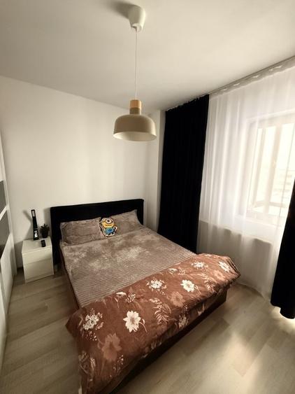Apartament cu 2 camere semidecomandat în Fundeni