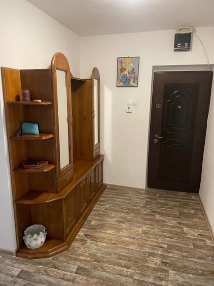 Apartament cu 3 camere decomandat în Ultracentral