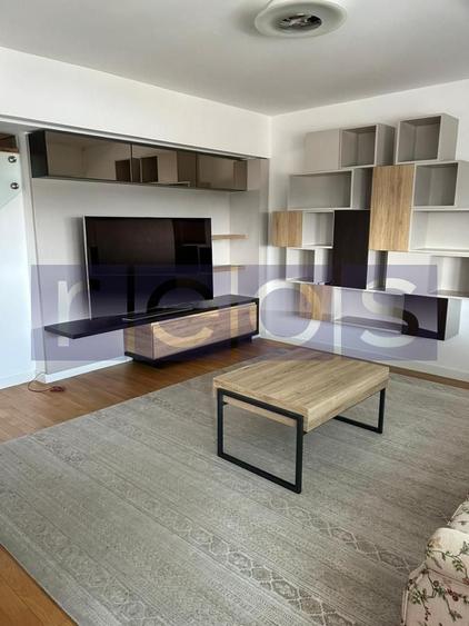 Apartament cu 4 camere, mobilat în Iancului