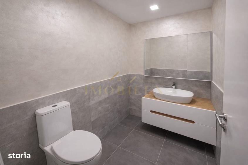 Apartament cu 3 camere în Tăuți