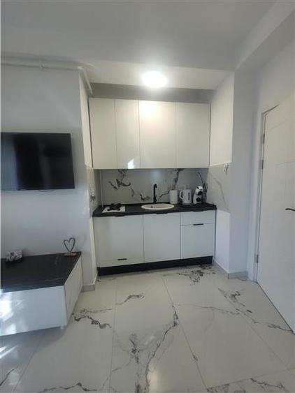 Apartament cu 2 camere decomandat, mobilat în Agigea