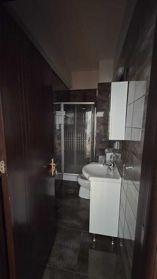 Apartament de vanzare 3 camere - 6