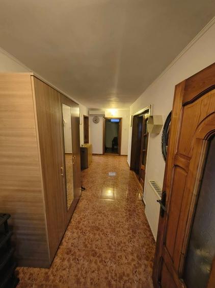 Apartament cu 2 camere decomandat în Radu Negru