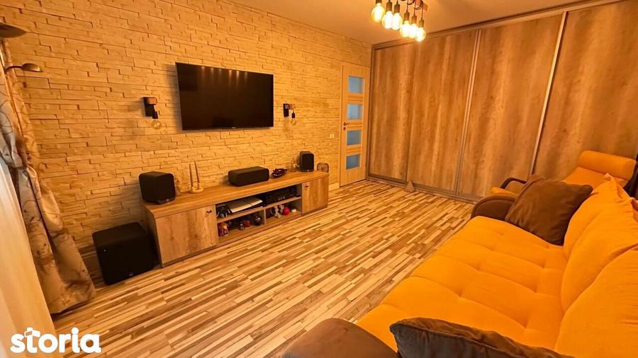 Apartament cu 4 camere decomandat, mobilat în Rahova