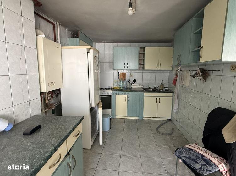Spațiu comercial, în Dragomirești-Vale