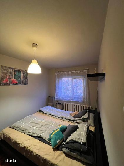 Apartament cu 3 camere semidecomandat, mobilat în Simion Bărnuțiu