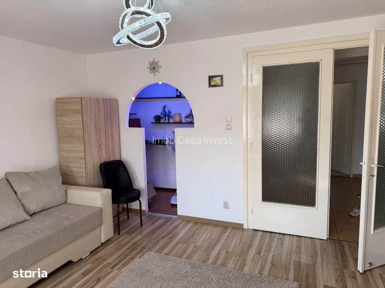 Apartament 2 camere, balcon, zona Turnisor