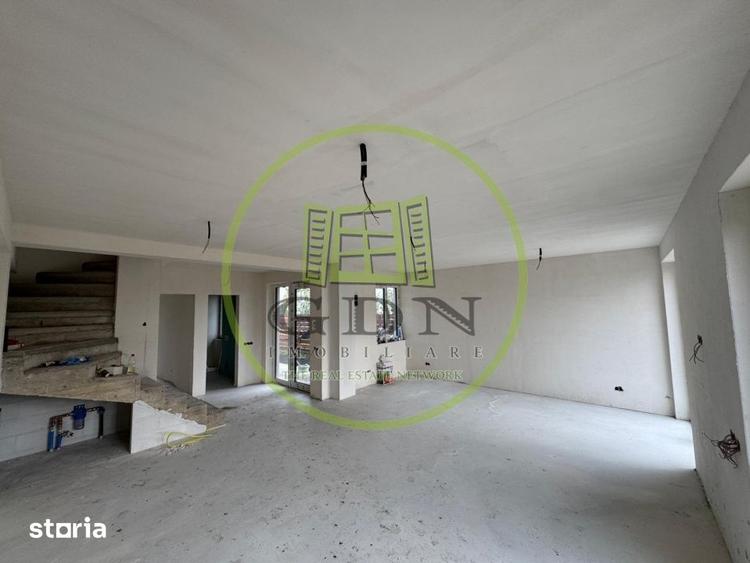 Casă cu 4 camere cu Teren 400 Mp în Feleacu