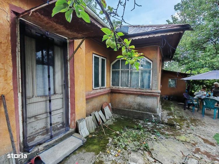 Casă cu 3 camere în Lehliu