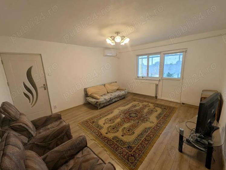 Apartament cu 2 camere semidecomandat în Buziașului
