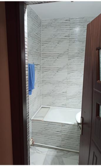 Apartament cu 2 camere decomandat în Crâng
