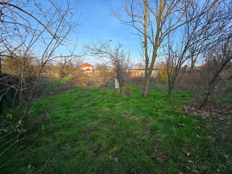 Teren agricol intravilan de 2458 mp, în Bulbucata