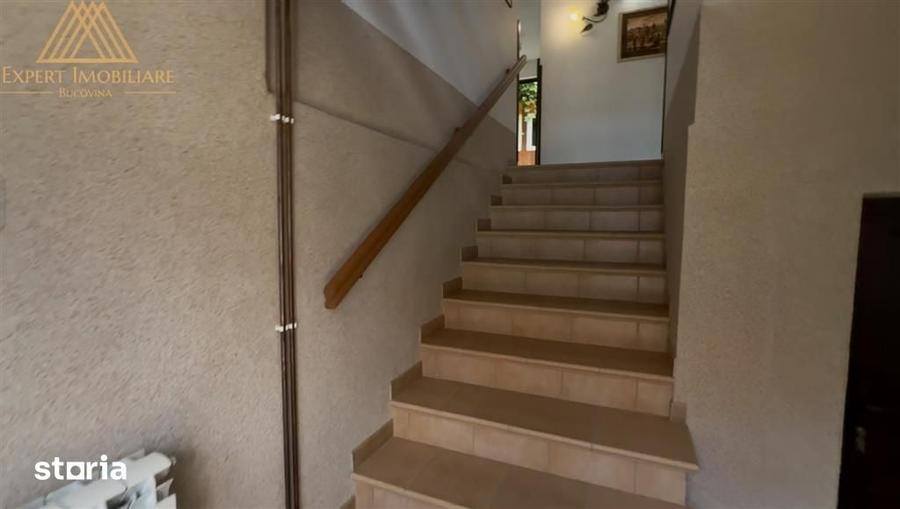 Casă cu 4 camere cu Teren 3000 Mp în Vama