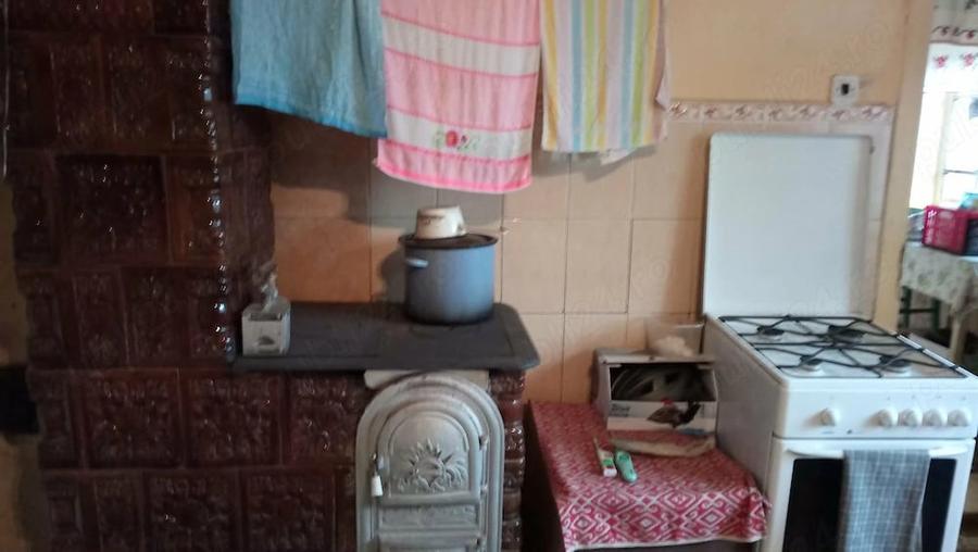 Casă cu 3 camere cu Teren 1600 Mp în Roua