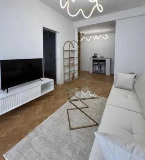 Apartament 2 Camere,Calea Victoriei,Romana,Metrou,Amenajat,centrala,mobilat - 1
