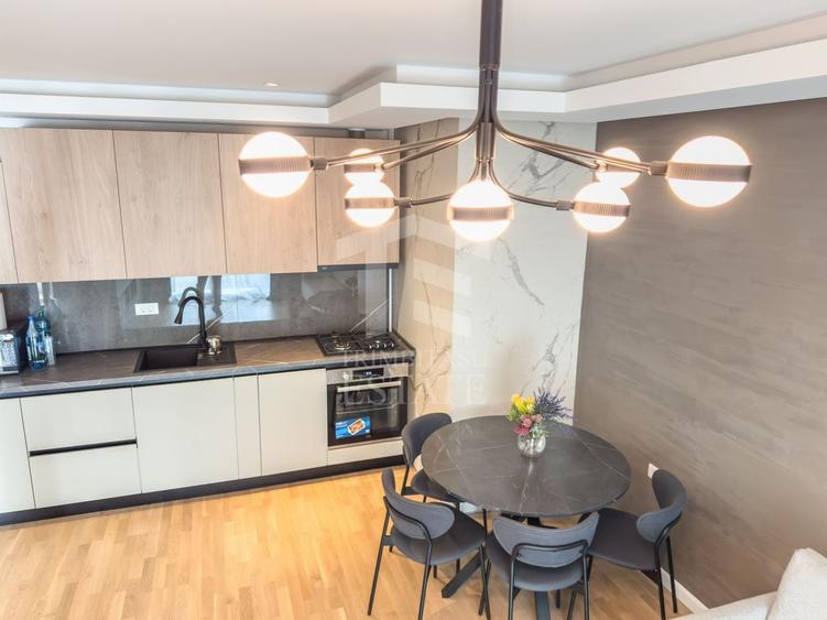 Apartament cu 2 camere decomandat, mobilat în Berceni