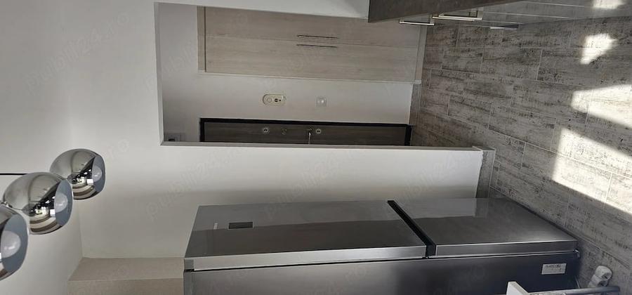 Apartament cu 3 camere semidecomandat în Grigorescu