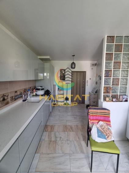 Apartament cu 2 camere semidecomandat în Olteniței